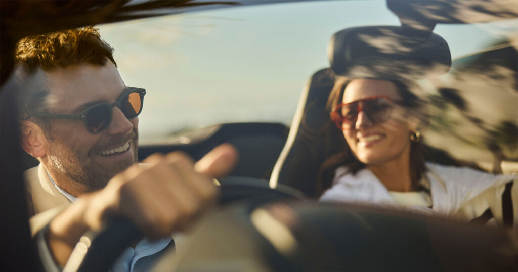 Golden_Age_Maritima_Brighton_Lifestyle_Couple_in_Car_2000x1050