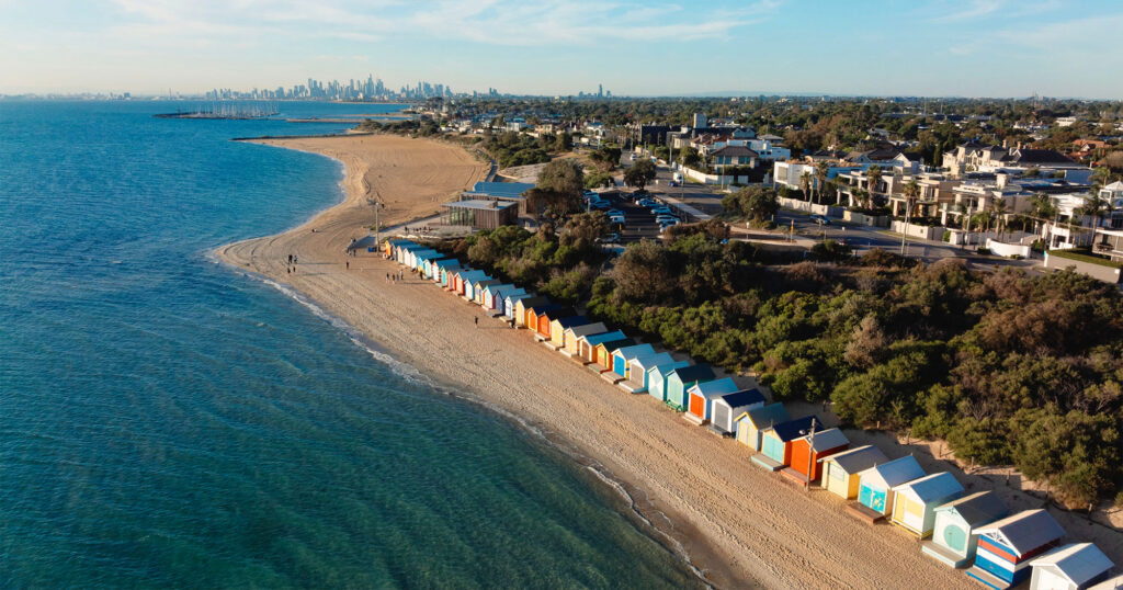 Golden_Age_Maritima_Brighton_Location_Brighton_Beach_2000x1050